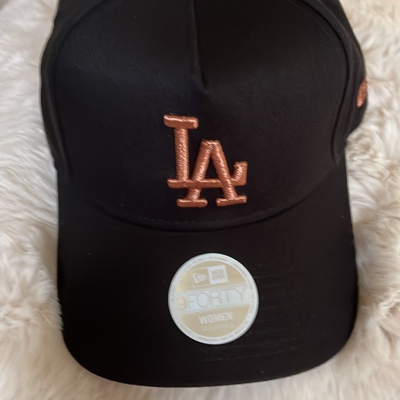 NWT New Era Rose gold LA Dodgers hat black cap adjustable Los Angeles li… - Picture 4 of 6